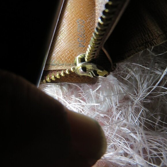 Louis Vuitton Monogram Embossed Coated Canvas Leather Classic Sarah Wallet - Picture 13 of 16